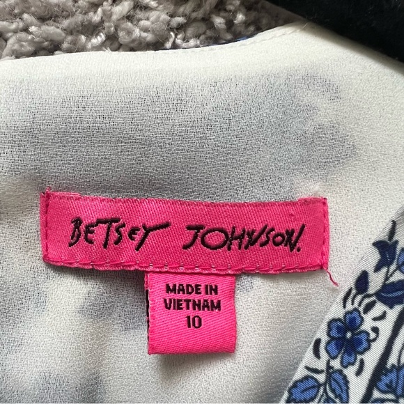 Betsy Johnson Floral Boho Bell Sleeve Dress - Picture 3 of 10